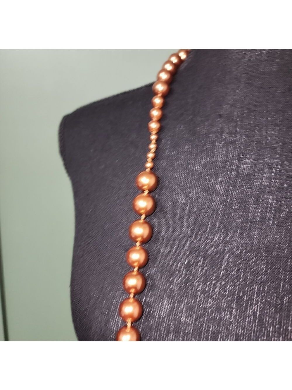 Isaac Mizrahi Live! Graduated Simulated Pearl Necklace NWOT - Picture 7 of 8